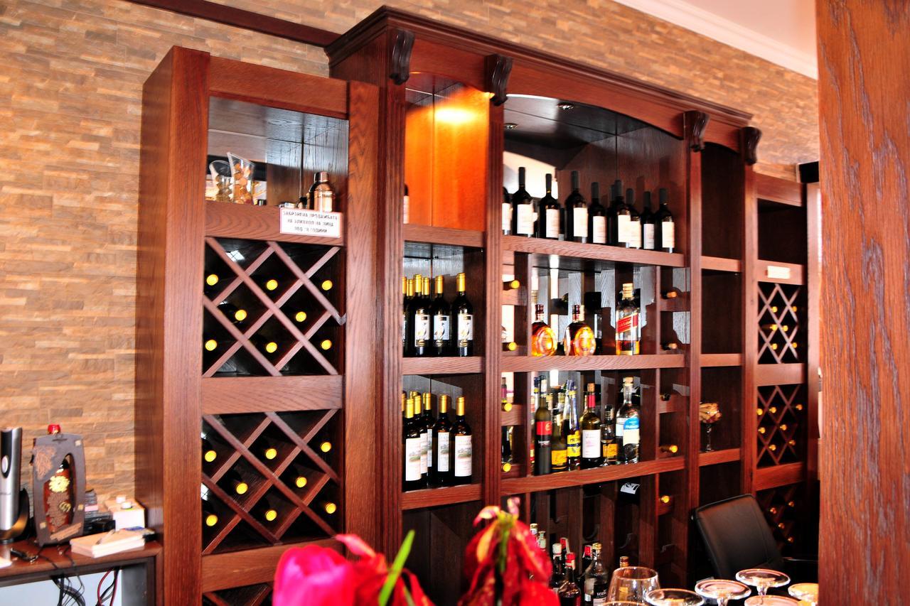 Hotel Chateau Des Bergers Търговище Екстериор снимка